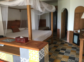 Villa Louise Hue Beach and Spa