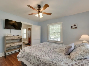 Dog-friendly Springfield Home < 1 Mi to Msu!