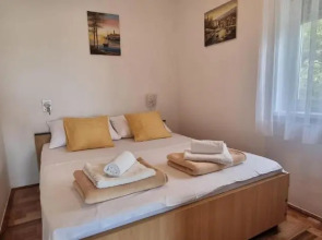 Apartments Anica Beber