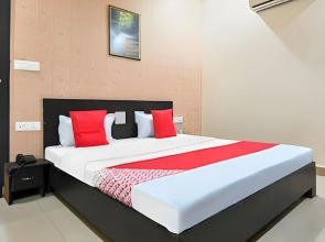 Spot On 91031 Shri Balaji Hotel