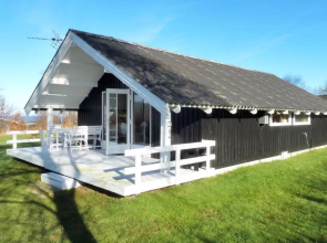 "Arnfast" - 500m from the sea in Djursland and Mols