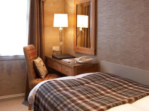 Burt's Hotel