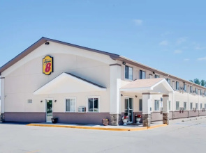 Super 8 Grand Forks