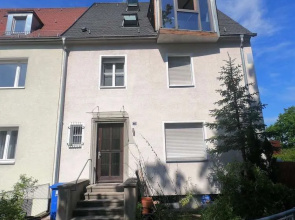 Lakeside City House