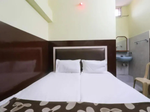 Hotel Monu by OYO Rooms
