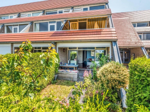 Beautiful Home in Bruinisse With Wifi and 3 Bedrooms