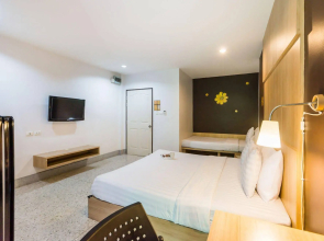 The Fifth Residence Hotel