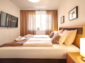 die Tauplitz Lodges - Alm Lodge A5 by AA Holiday Homes