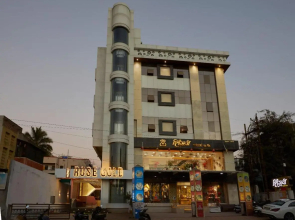 Hotel Rose Gold