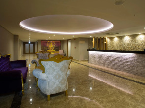 Water Side Resort & Spa