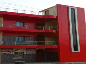 OYO 86207 Hotel Madhuri