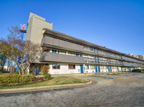 Motel 6 Memphis, TN - Downtown