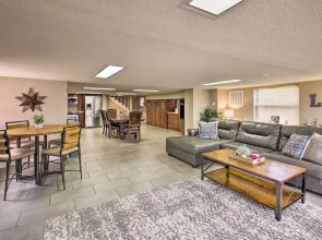 Lakefront Gem w/ Docks in Hot Springs!