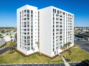 Shoreline Towers 3114 2 Bedroom Condo