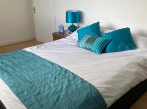 Elegant and Cosy flat with Jacuzzi Bath