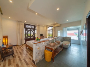 7S Hotel Nipa Riverside Villa Hoian