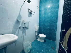 Goroomgo Star Residency Varanasi