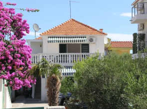 Big - Free Parking - A1 Lovre