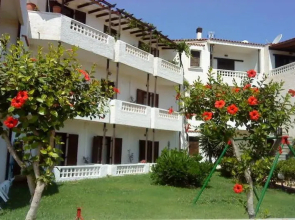 Irilena Apartments Gournes by Checkin