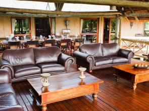 Deception Valley Lodge