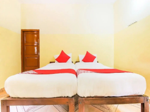Viva Maria Guest House by OYO Rooms