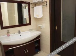 Yunxiang Hotel(蕴祥酒店(沈阳站医大一院店))