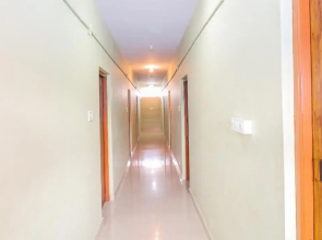 Krishna Residency by OYO Rooms