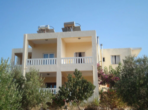 Maro Suites