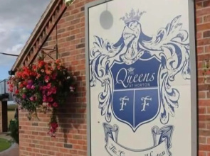 The Queens at Horton
