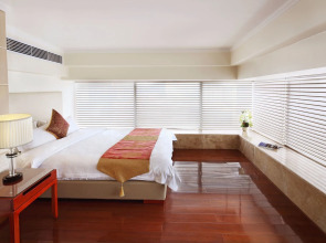 South & North International Apartment