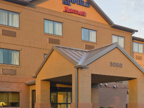 Fairfield Inn & Suites Lexington Keeneland Airport
