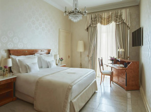 Grand Hotel National