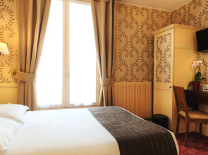 Hotel du Théâtre by Patrick Hayat