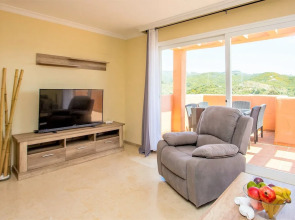 Beautiful 2 Bed 2 Bath, Duplex Penthouse JC30