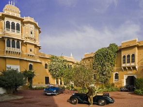 Deogarh Mahal