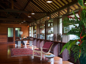 Komaneka at Monkey Forest