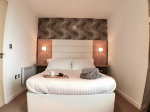 Luxurious Providence Apartment