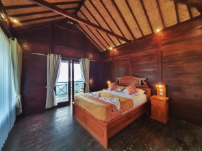 Munduk V View House