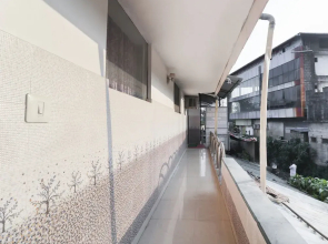 OYO 61270 313s Royal Suites