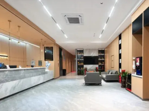 Baifei Hotel (Wanning High-speed Railway Station)
