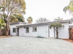 Cozy Three Bedroom in Concord