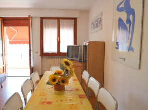 Cozy Appartment In Marina Di Massa Just 500M From The Sea And From The Beach