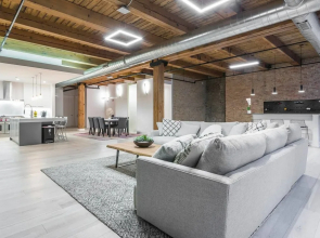 3 BDR Downtown Luxury Loft-spacious, Safe & Secure