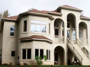 The Villa At Waters Edge