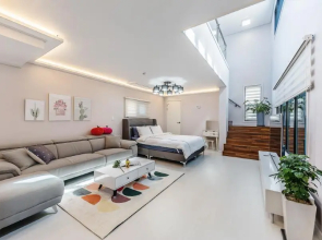 Goseong Shalala Poolvila