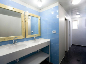 Little Tel-Aviv Hostel