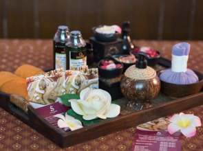 Citrus Sukhumvit 13 Nana Bangkok by Compass Hospitality