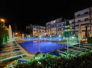 Flat in a Residence With Shared Pool