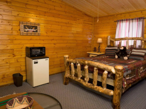 Red Canyon Village
