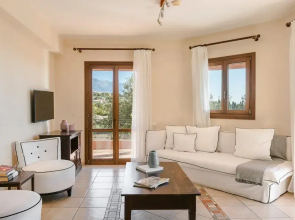 Ilios Kefalonia With 3 Bedrooms and 3 Bathrooms